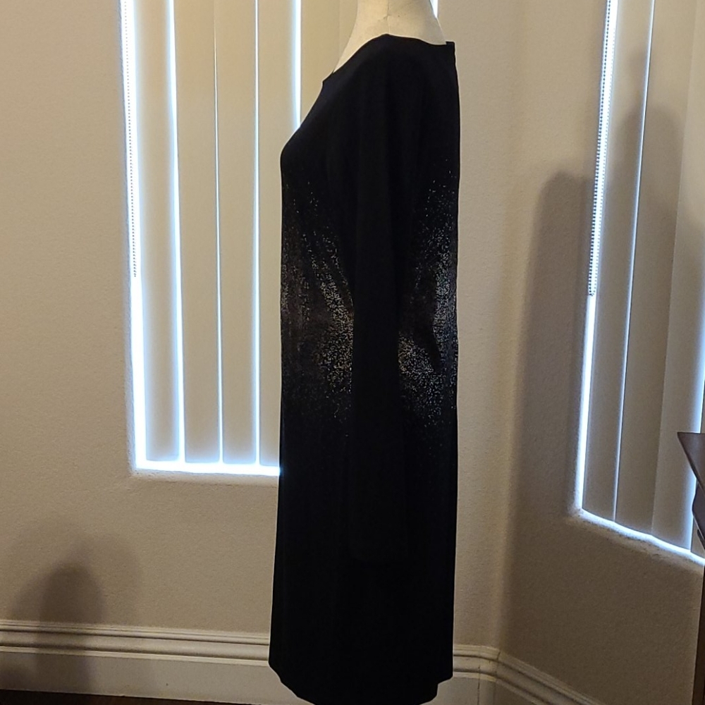 Dress - Picture 5 of 5